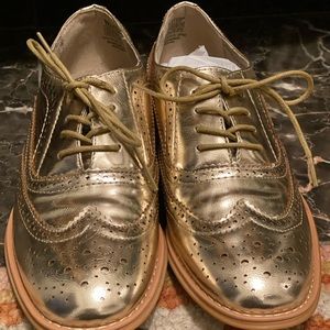 Metallic Gold Oxford Shoes (Women) Like New